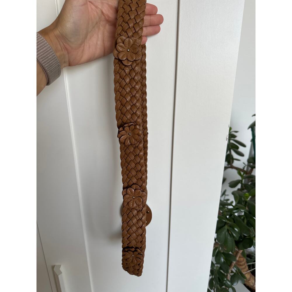 Brighton Women's Woven Leather Floral and Metal Ring Belt, Size 38/L - Picture 4 of 10